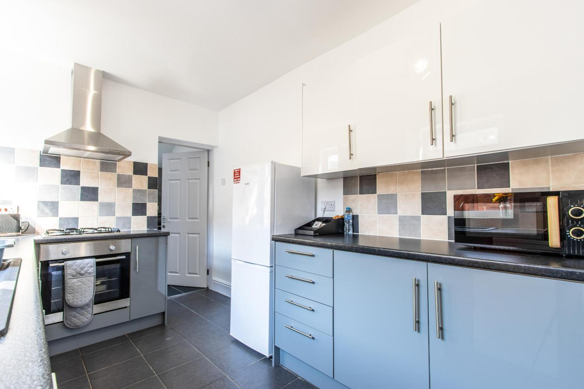 הוילה Warburton House, Newark - Walking Distance From North Gate Train Station & Market Place מראה חיצוני תמונה